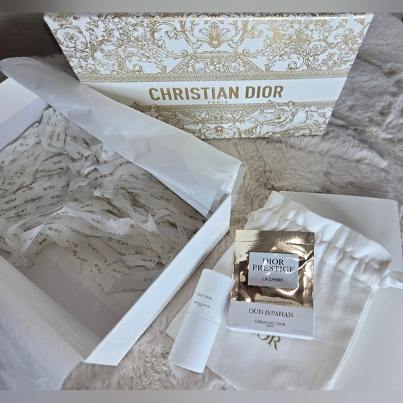 Christian Dior Gift Box Set & Travel Size Products - Picture 14 of 16